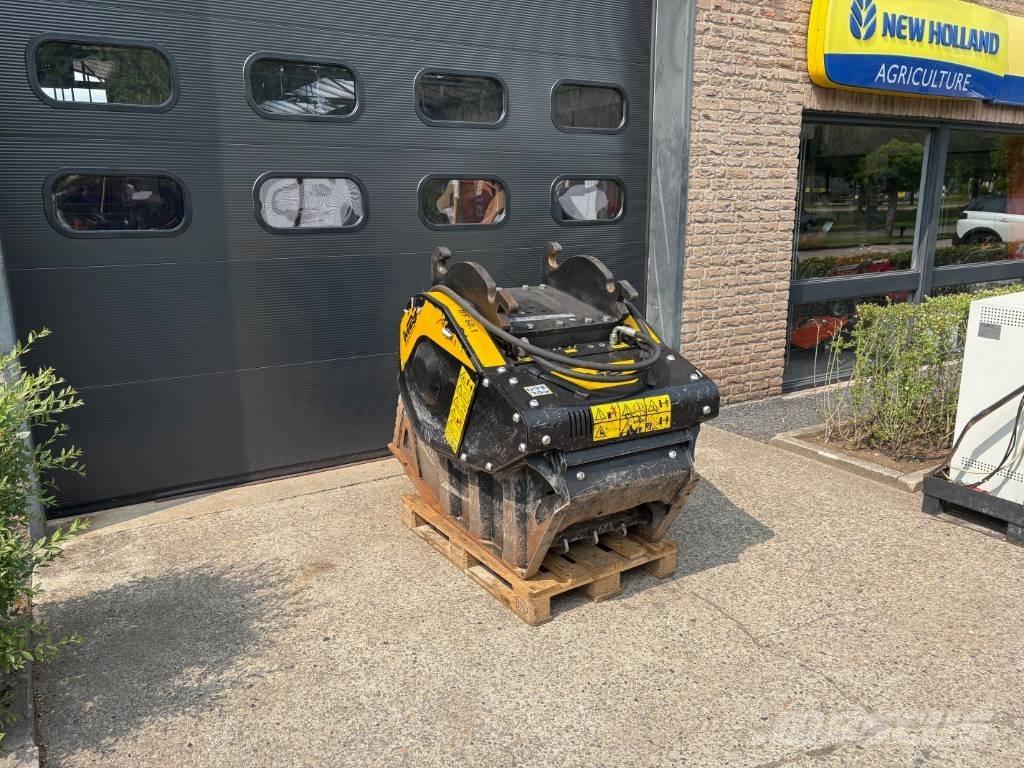 MB Crusher BF 60.1 Benne frantumatrici