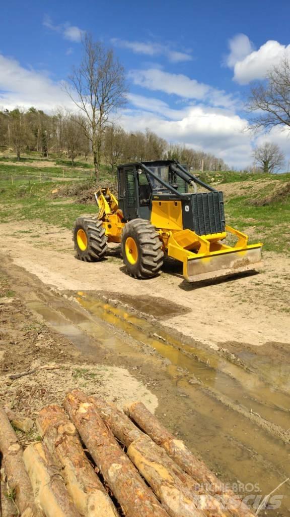 John Deere 640 Trattori Forestali