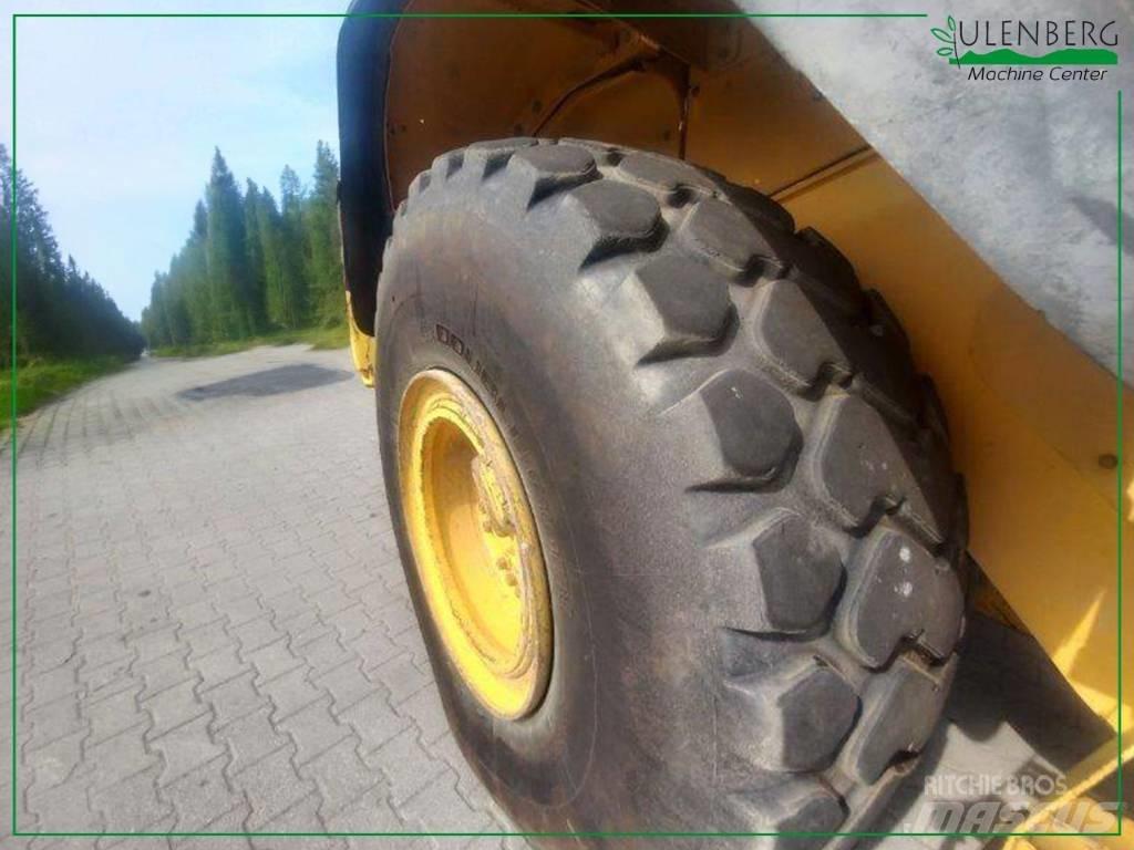 Volvo L 120 G Pale gommate