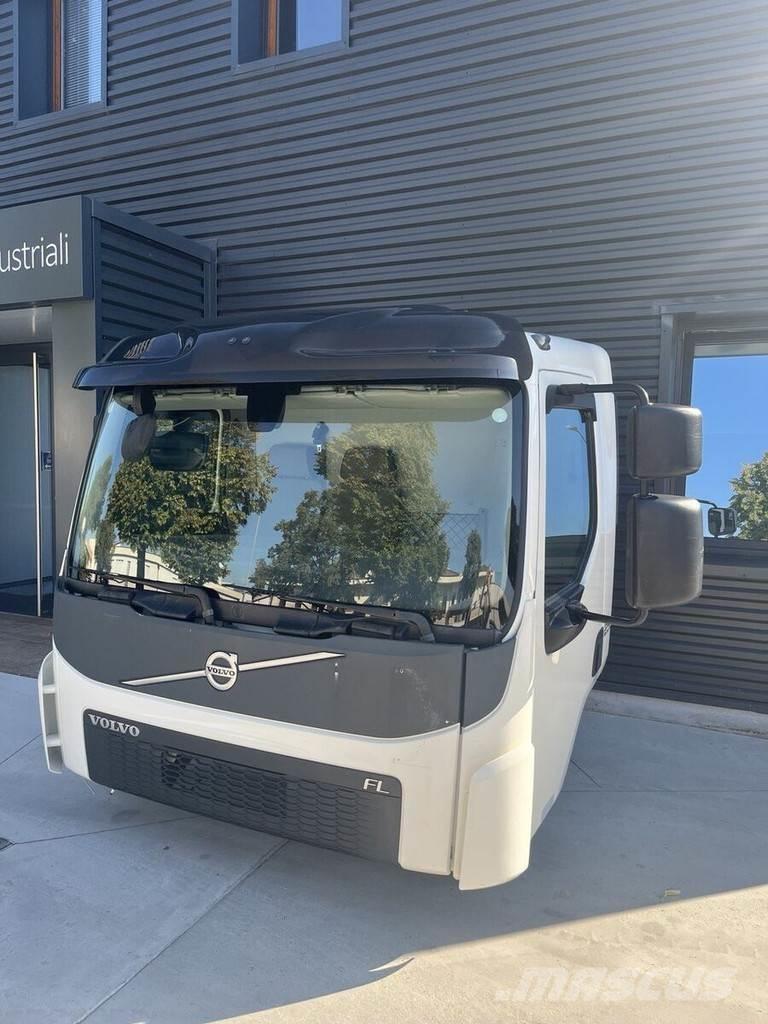 Volvo Day Cab Cabine e interni