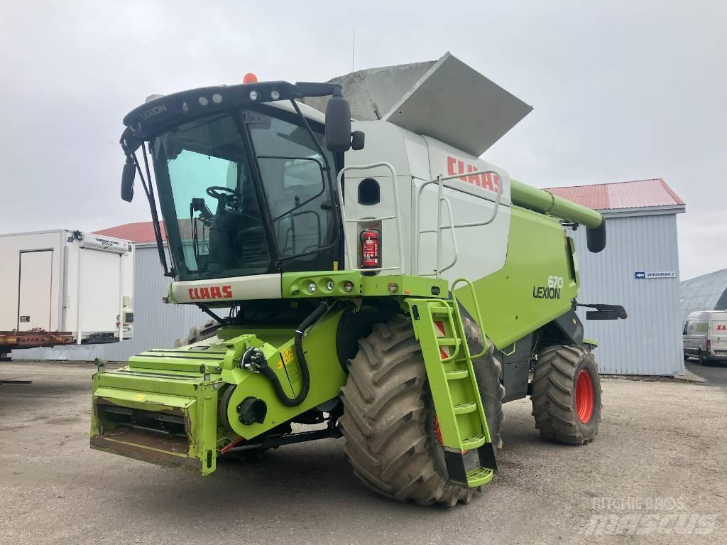 CLAAS Lexion 670 Mietitrebbiatrici