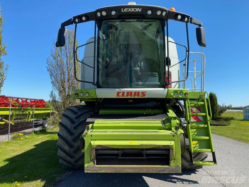 CLAAS Lexion 670 Mietitrebbiatrici