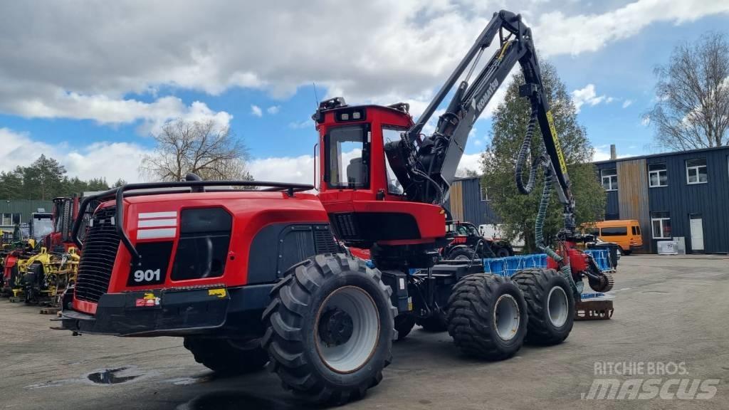 Komatsu 901 Abbattitrici, Disboscatrici