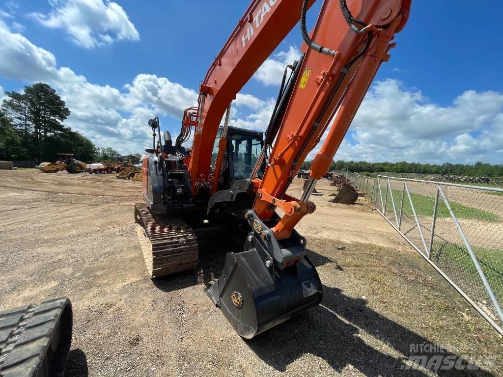 Hitachi ZX 135 US-6 Escavatori cingolati