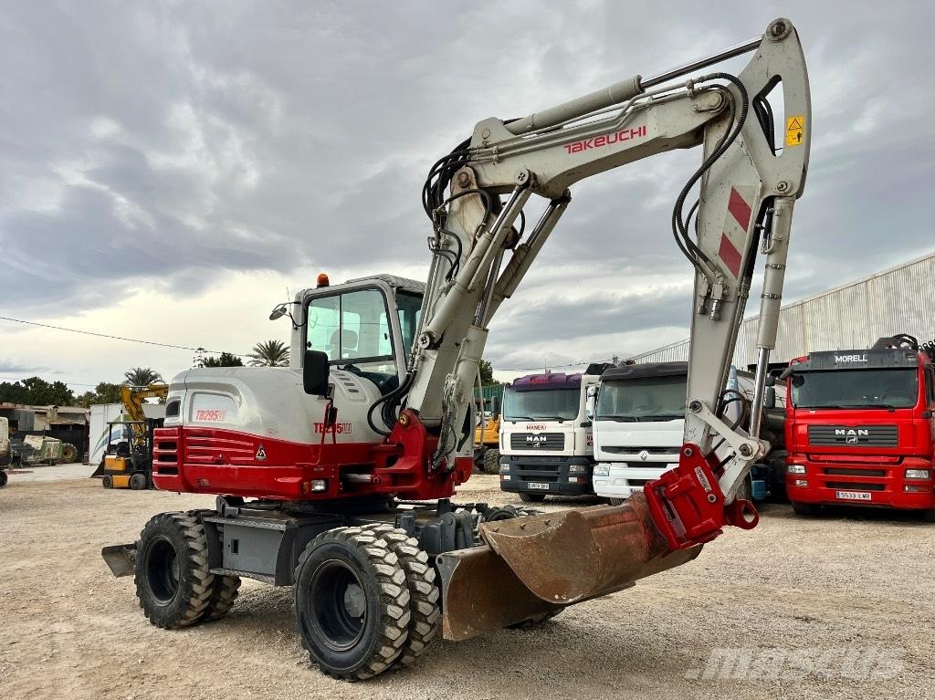 Takeuchi TB 295 W Escavatori gommati