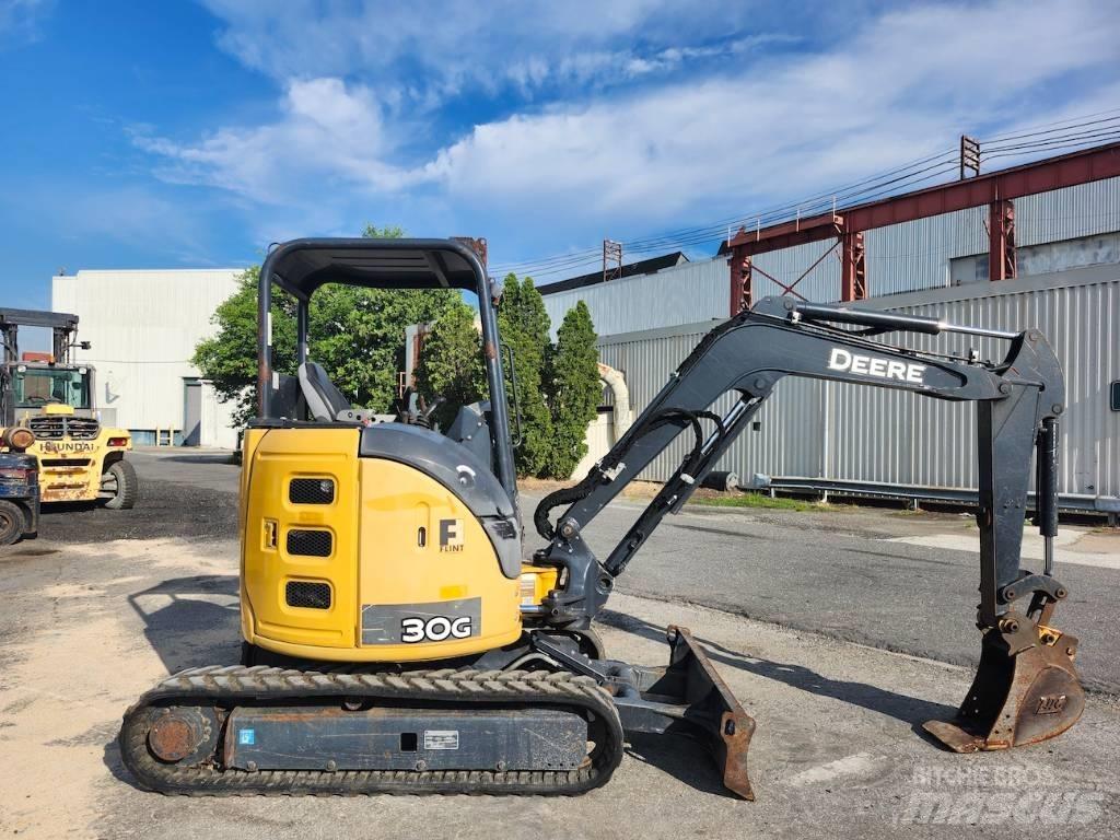 DEERE 30G Miniescavatori