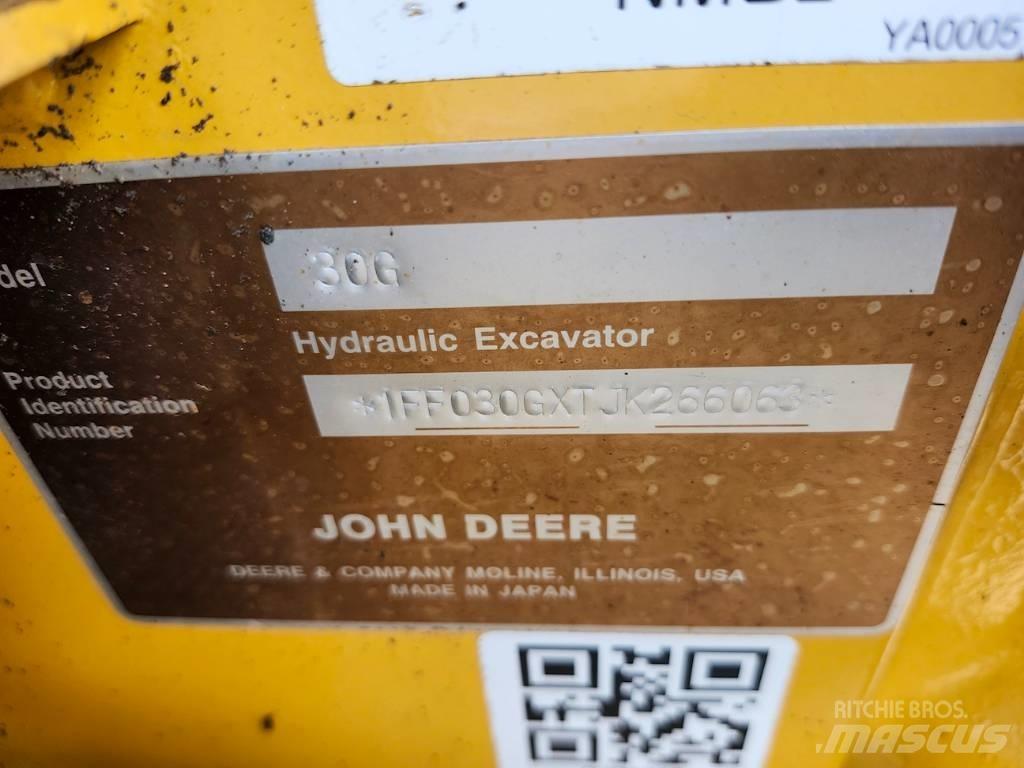 DEERE 30G Miniescavatori