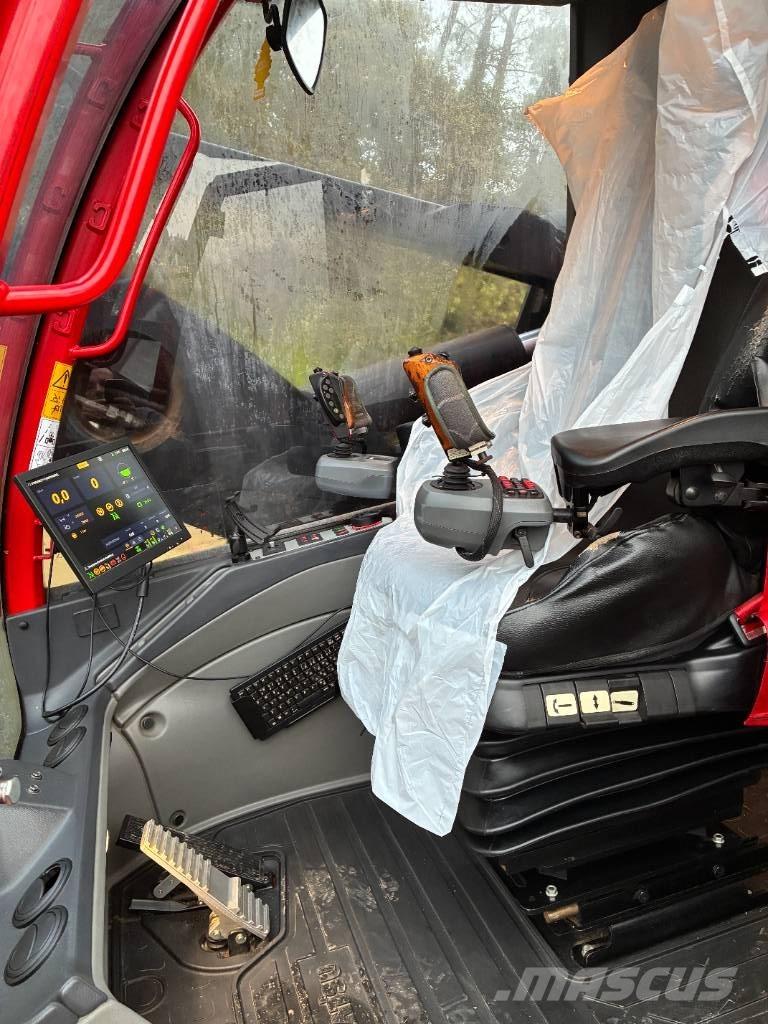 Komatsu 901 Abbattitrici, Disboscatrici