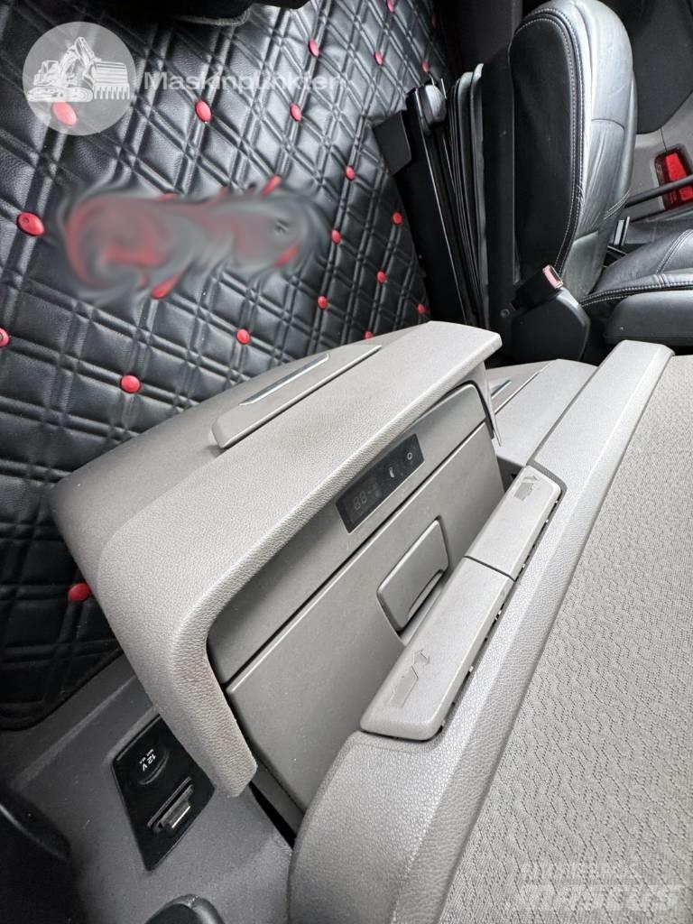 Scania S 500 Camion a temperatura controllata