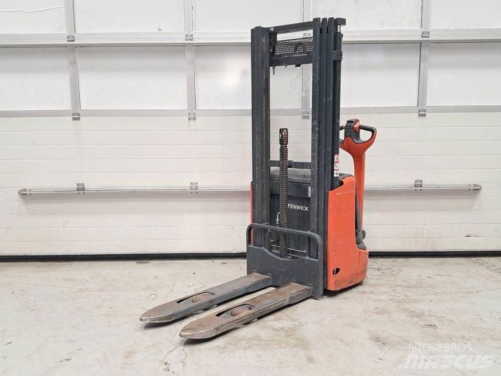 Linde L10 Transpallet uomo a terra