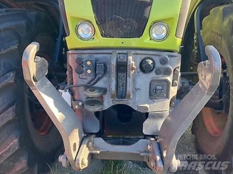CLAAS Axion 830 Trattori