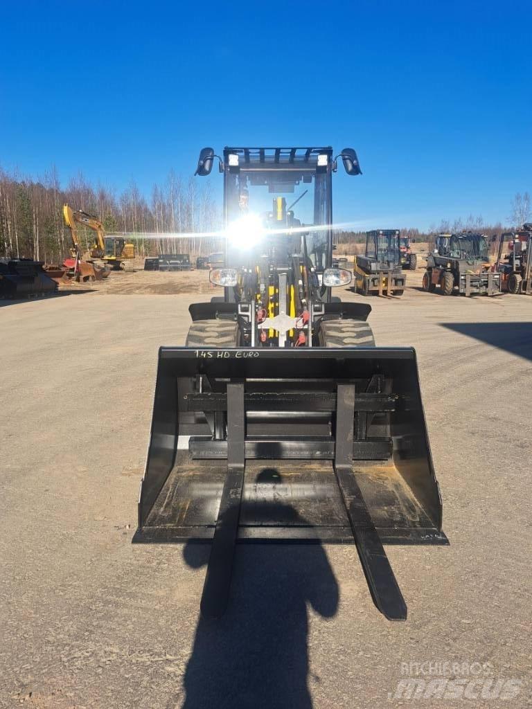 JCB 403 Pale multiuso