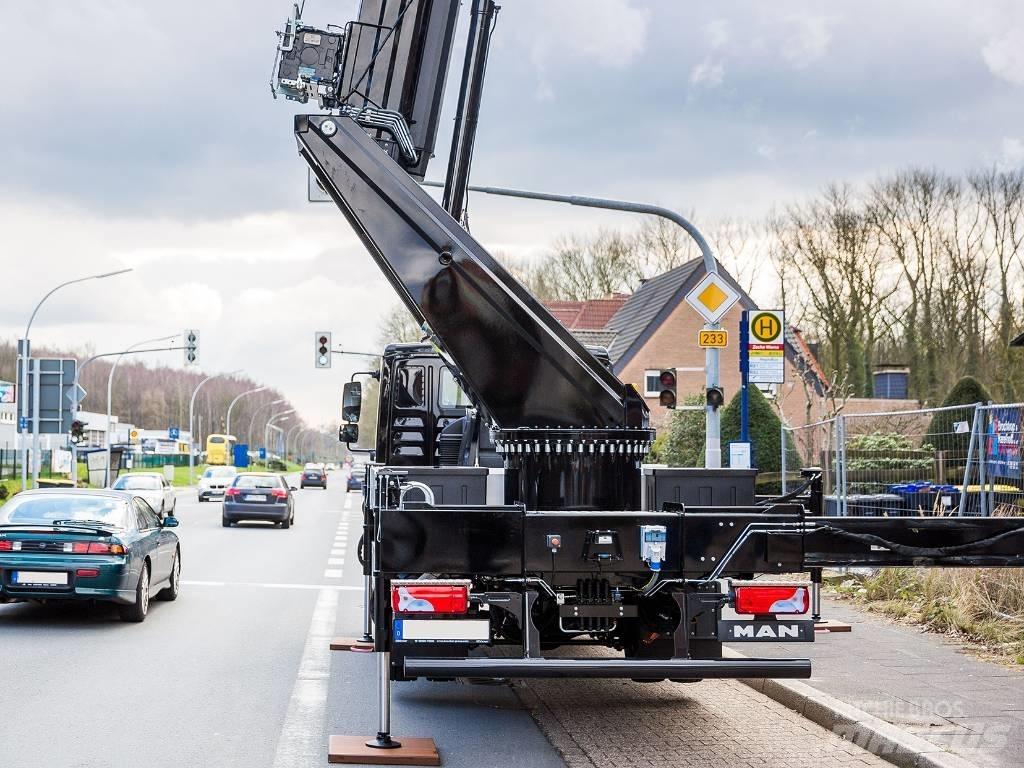 Böcker AK 37/4000 Gru per tutti i terreni