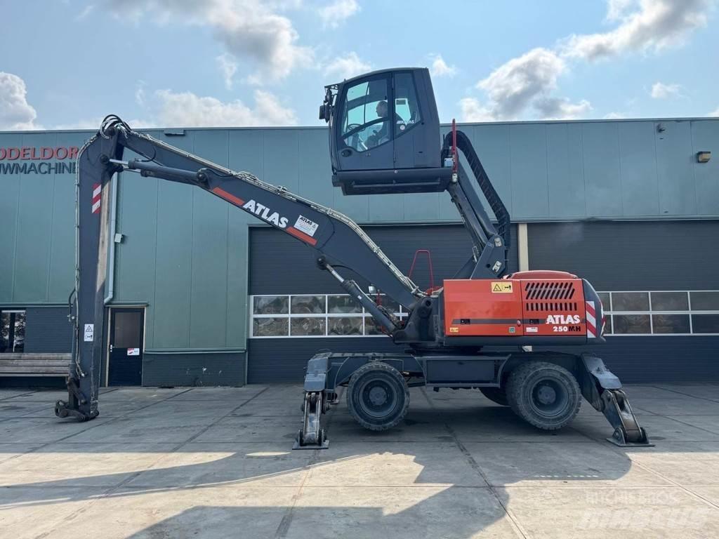 Atlas 250 MH Movimentazione rifiuti