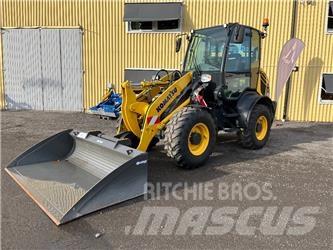 Komatsu WA80M-8 Pale gommate