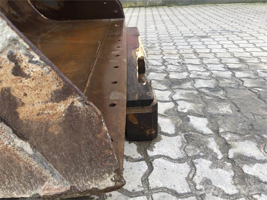  Øvrige Læsseskovl Benne