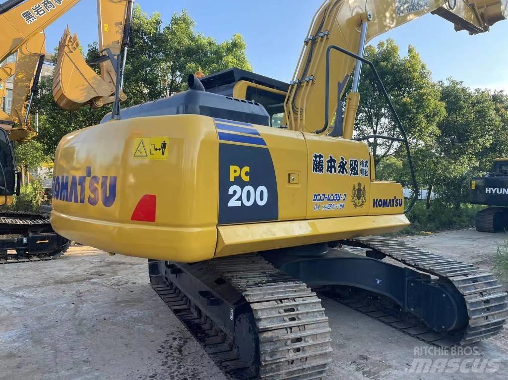Komatsu PC 200-8 Escavatori cingolati