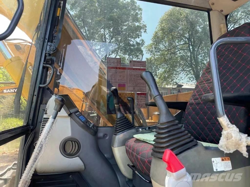 Komatsu PC70-8 Escavatori medi 7t - 12t