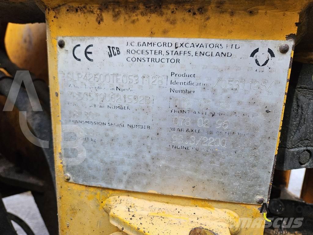 JCB 426 HT Pale gommate