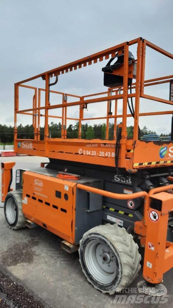SkyJack SJ 6832 RTE Piattaforme a pantografo