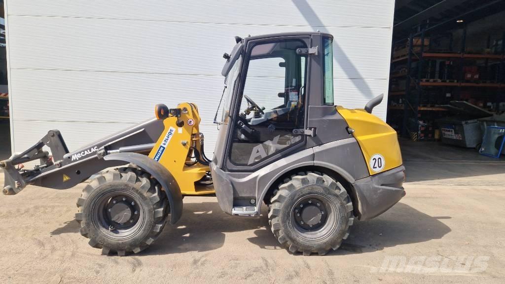 Mecalac AX 850 Pale gommate