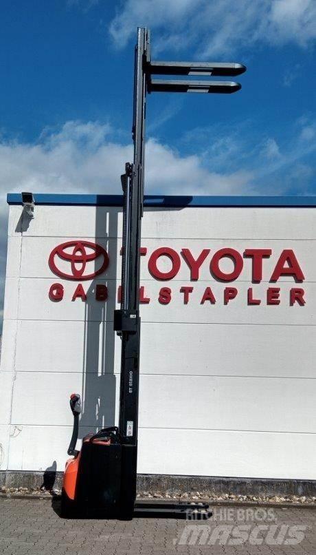 Toyota BT SWE145L Transpallet uomo a terra