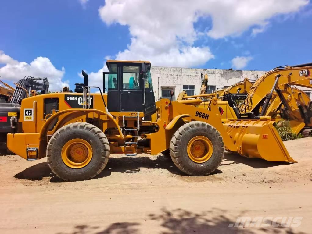 CAT 966 H Pale gommate