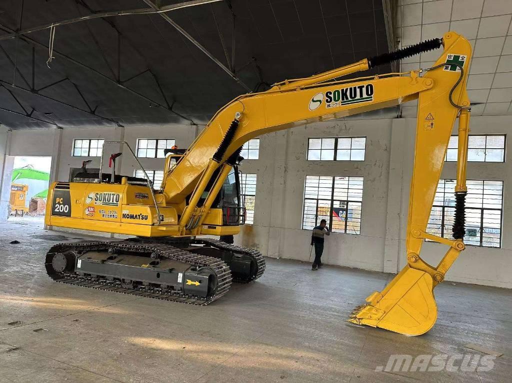 Komatsu PC 200-8 Escavatori cingolati
