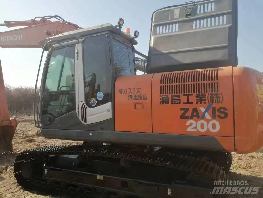 Hitachi ZX 200 Escavatori cingolati