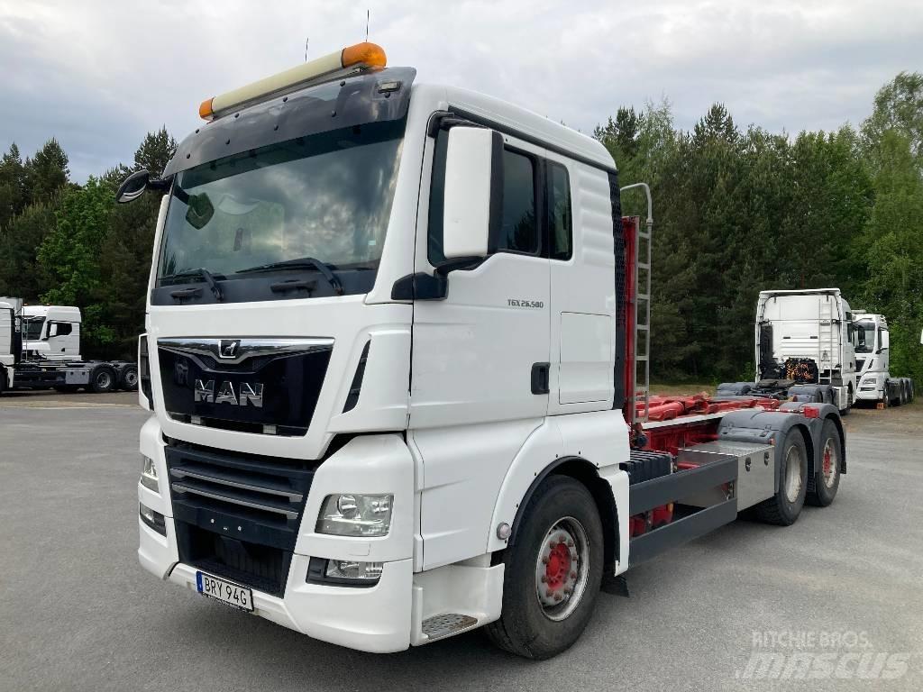 MAN TGX 26.500 6X2 Camion con gancio di sollevamento