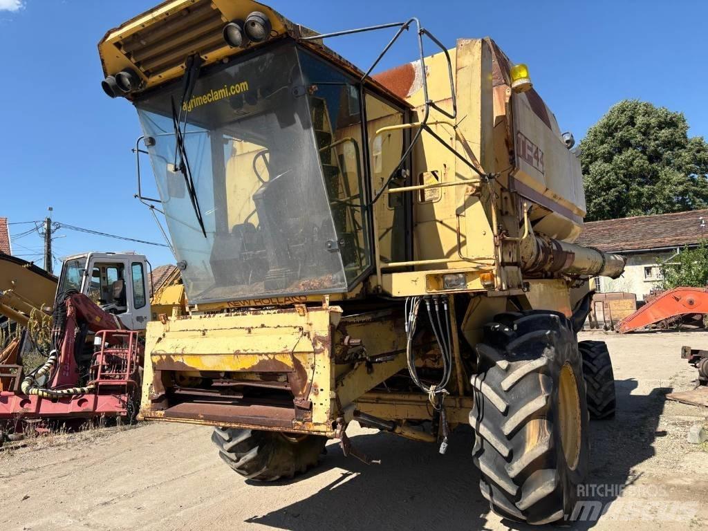 New Holland TF 42 Mietitrebbiatrici