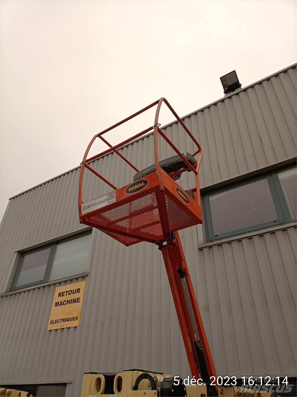 JLG T10E Piattaforme cingolate, Piattaforme a ragno e Montacarichi