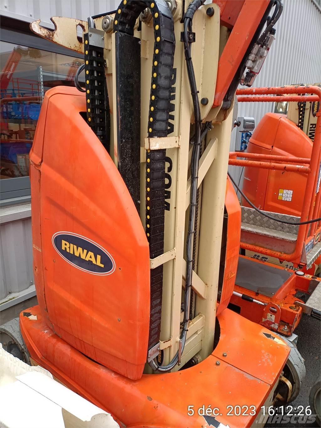 JLG T10E Piattaforme cingolate, Piattaforme a ragno e Montacarichi