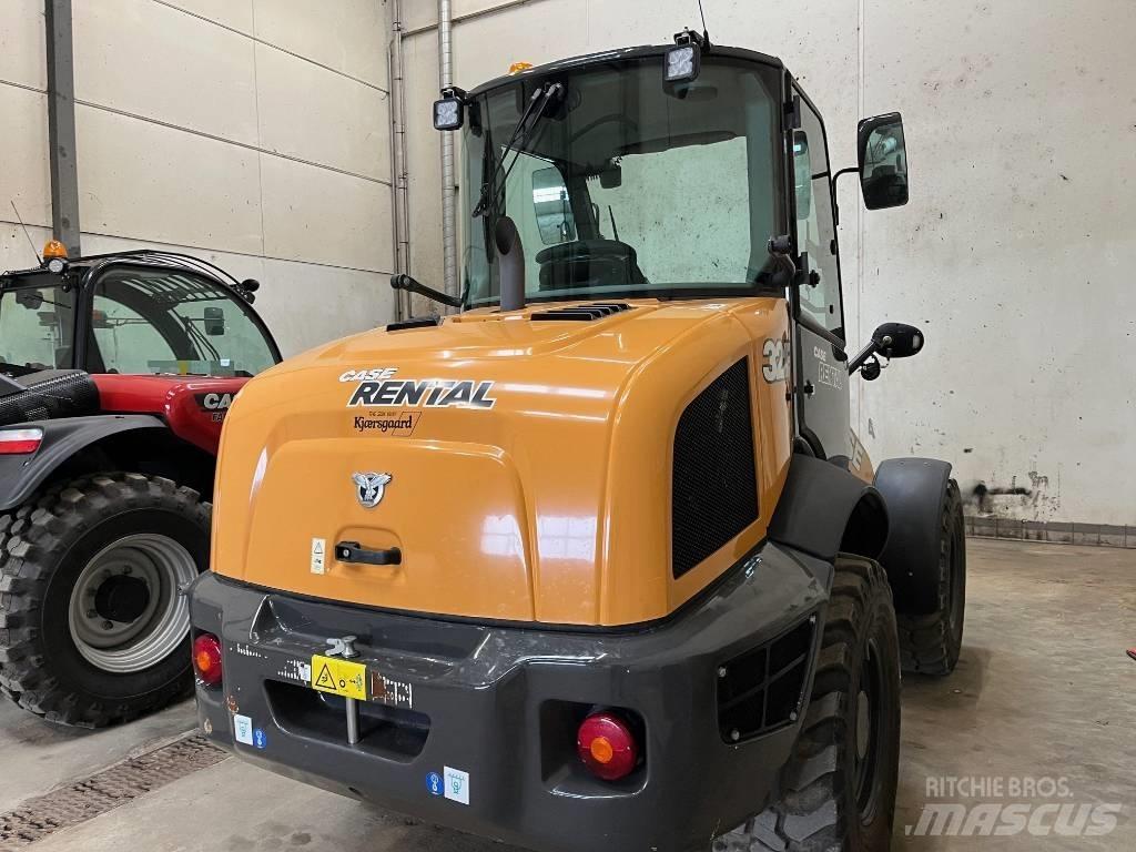 CASE 321 F Pale gommate