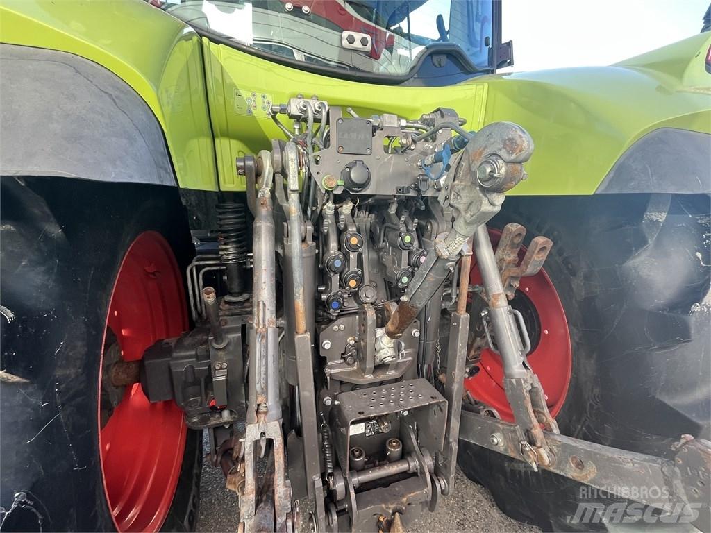 CLAAS Arion 640 Trattori