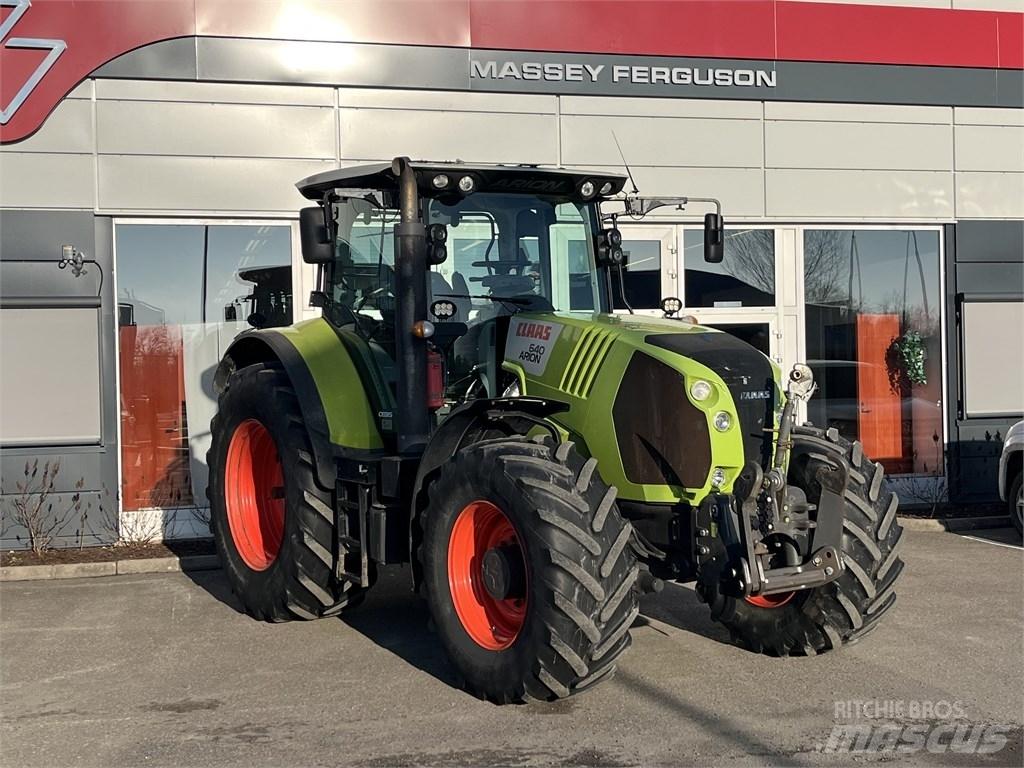 CLAAS Arion 640 Trattori