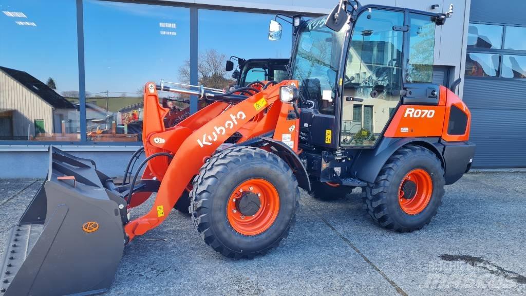 Kubota R 070 Pale gommate
