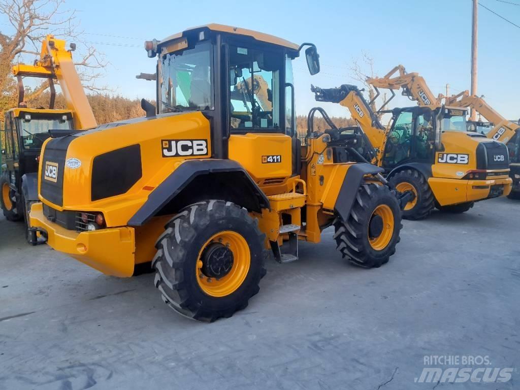 JCB 411 Pale gommate
