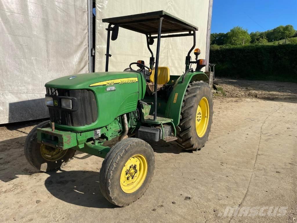 John Deere 5215 Trattori
