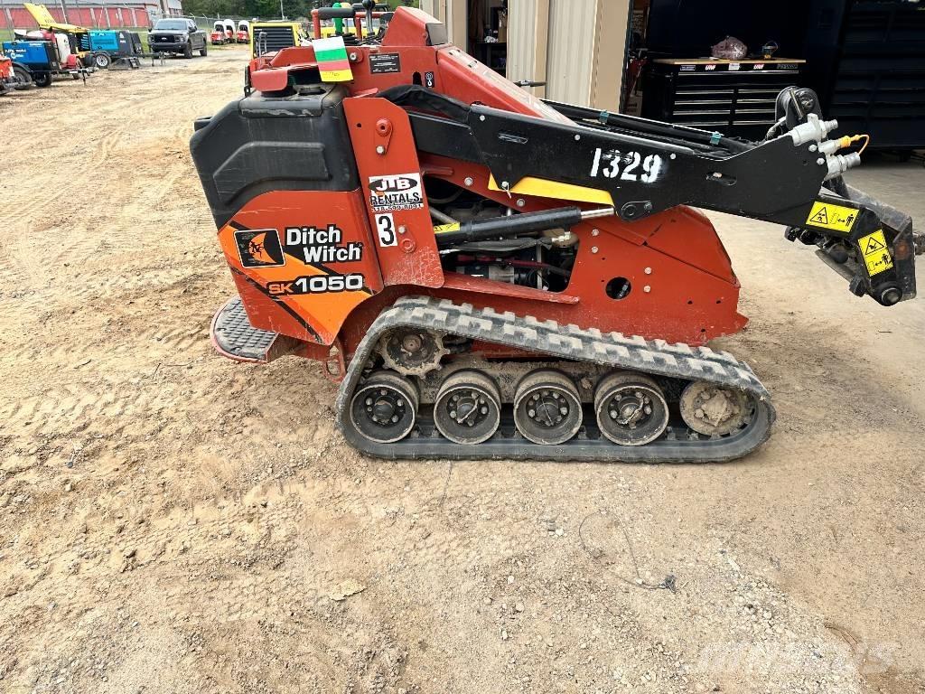 Ditch Witch sk 1050 Mini Pale Gommate