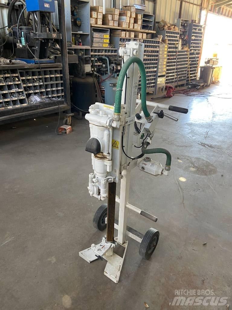  Minnich Hornet Accessori per Calcestruzzo