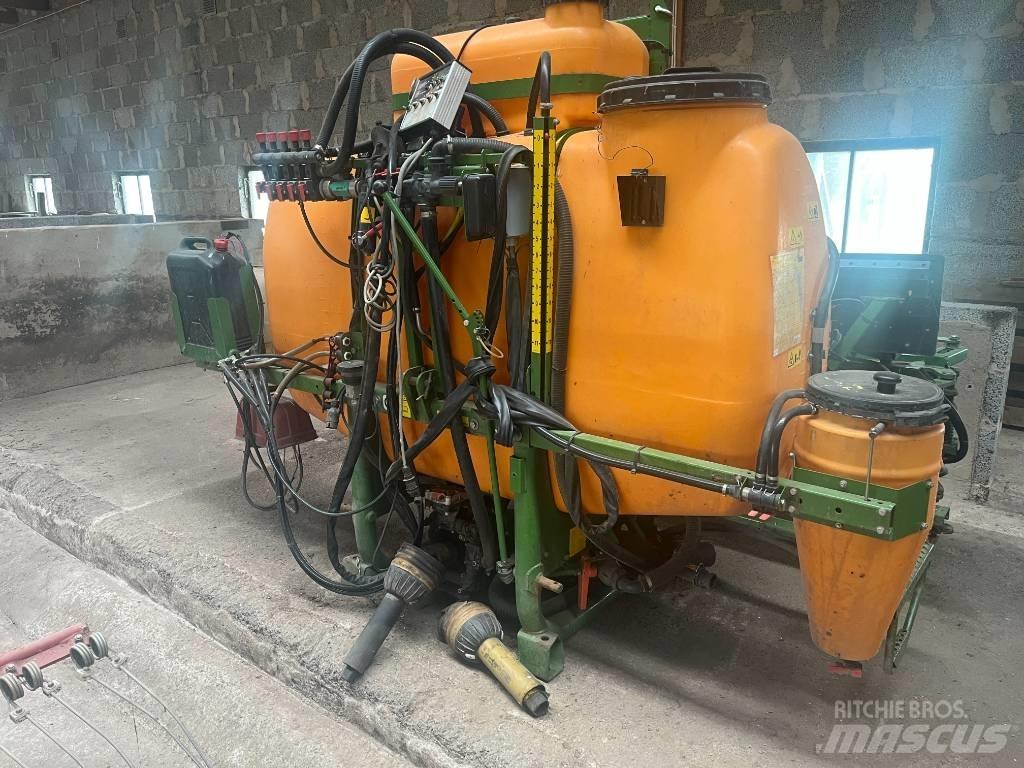 Amazone UF 1000 Irroratori montati