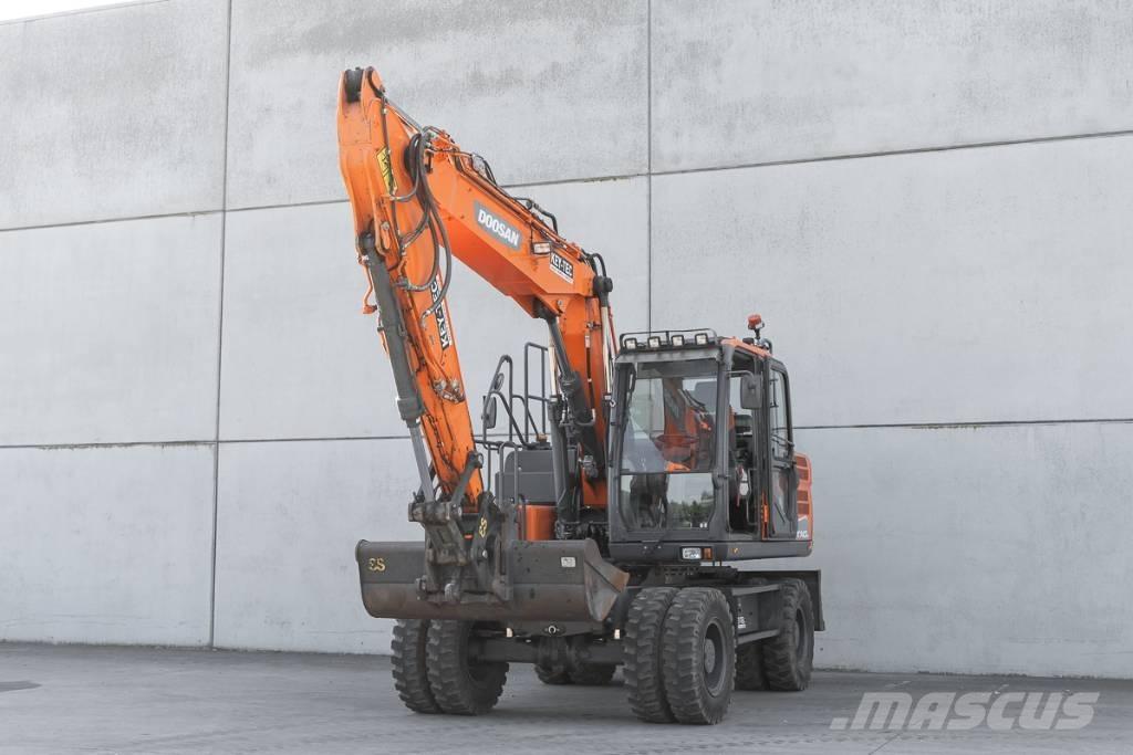 Doosan DX 140 W Escavatori gommati