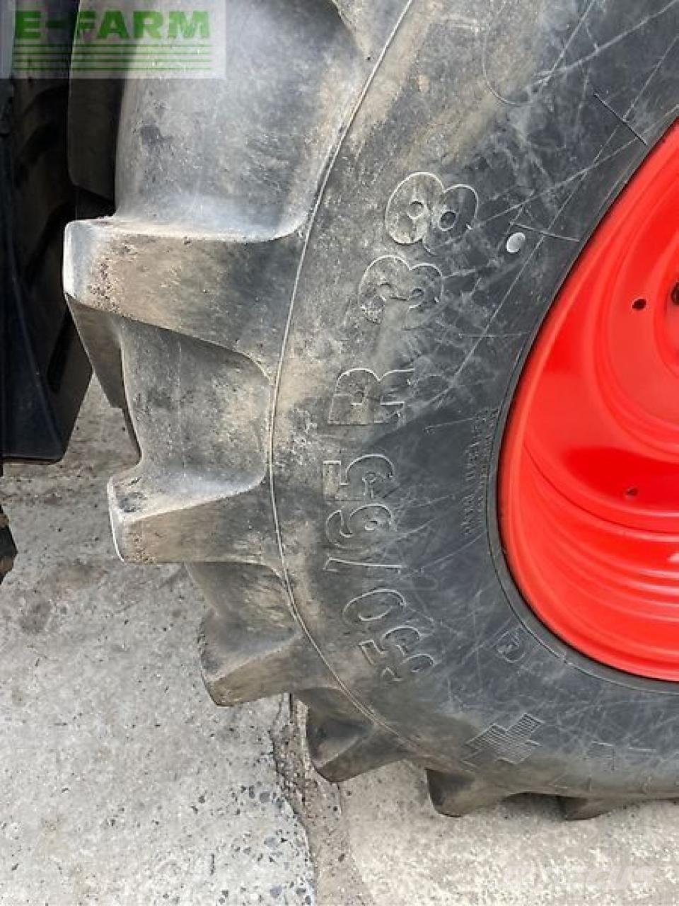 CLAAS arion 610 Trattori