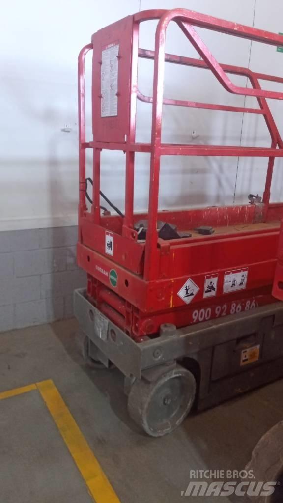 Haulotte Compact 8 Piattaforme a pantografo