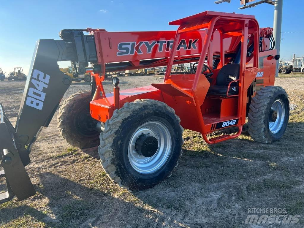 SkyTrak 8042 Sollevatori telescopici