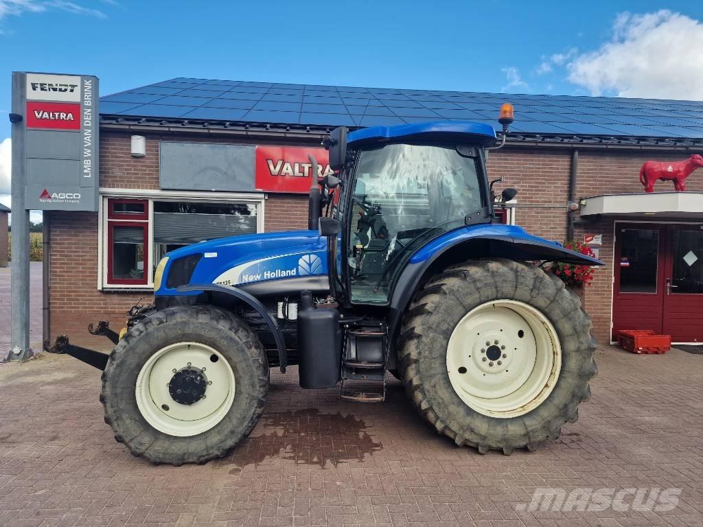 New Holland TS 135 A Trattori