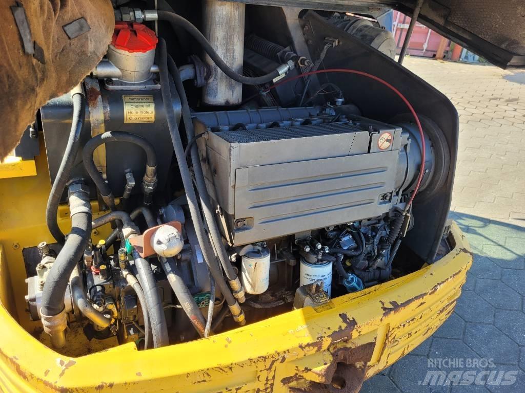 Kramer-allrad 420 Pale gommate