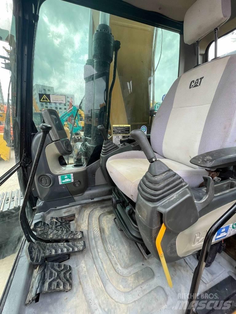 CAT 323 D Escavatori cingolati
