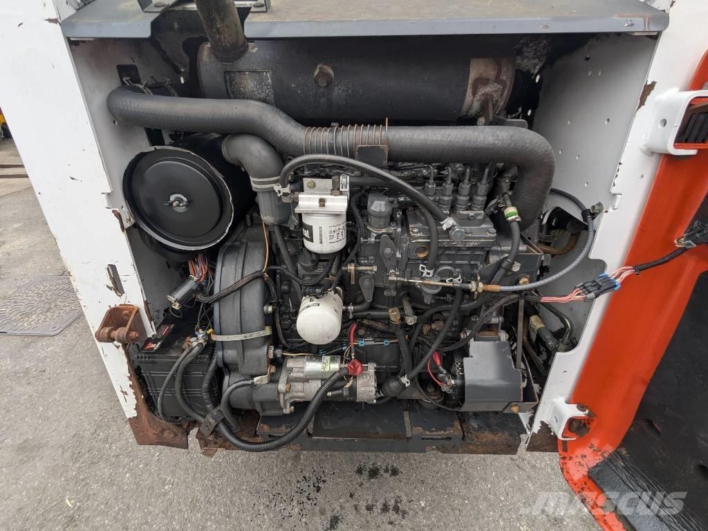 Bobcat S 250 Mini Pale Gommate